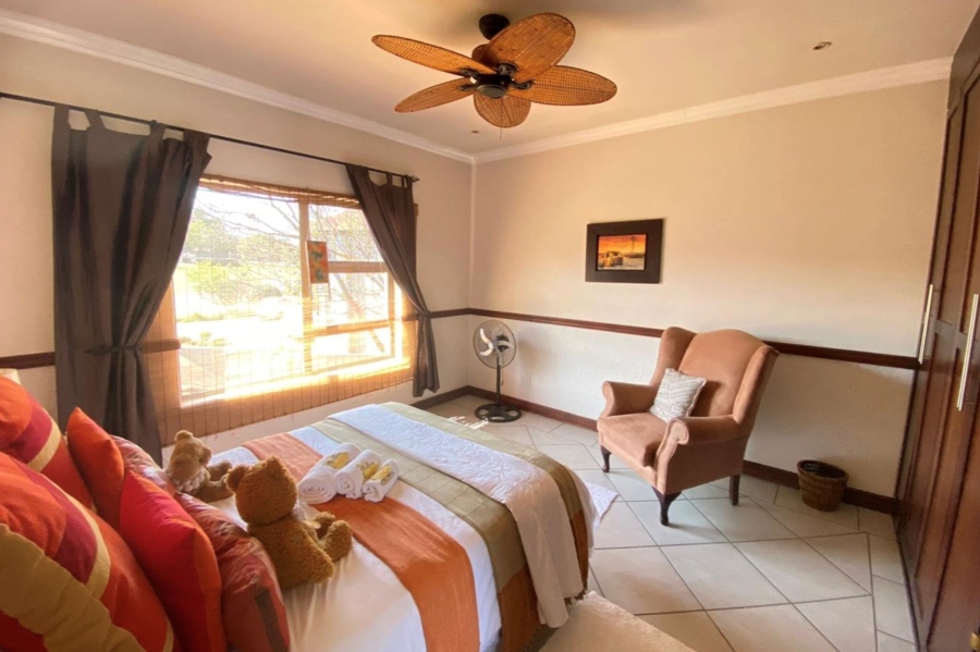 5 Bedroom Property for Sale in Birdwood Estate North West